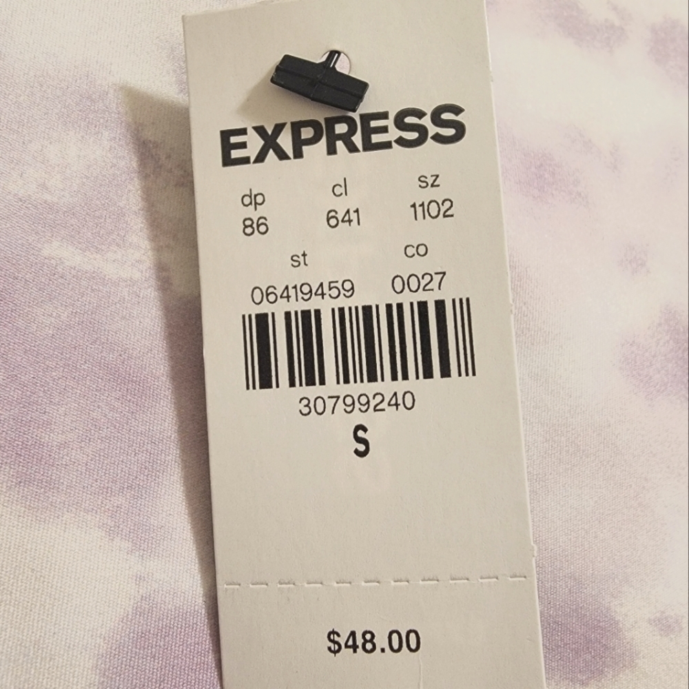 NWT Express Body Contour High Neck Cropped Tank - Picture 2 of 5